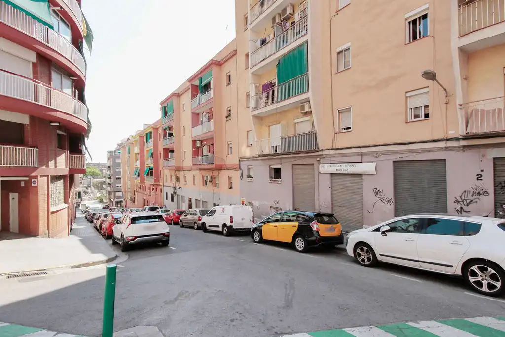 Vista exterior de Pis en venda en Badalona