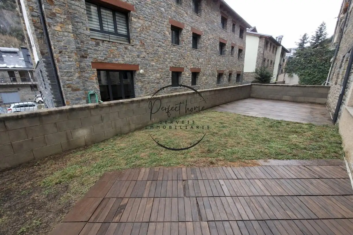 Terrassa de Planta baixa en venda en Ordino amb Calefacció, Jardí privat i Terrassa
