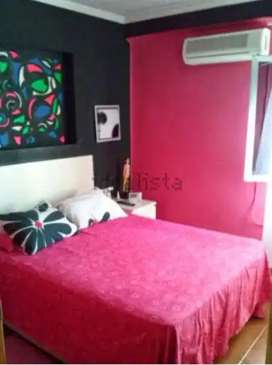 Habitación de Piso de alquiler en Sevilla con Aire acondicionado y Amueblado