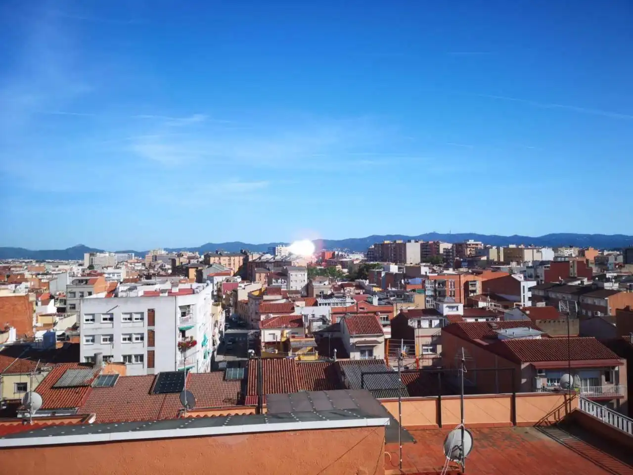 Vista exterior de Dúplex en venta en Sabadell con Calefacción, Parquet y Terraza