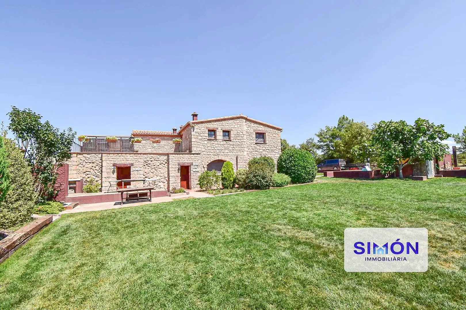 Vista exterior de Finca rústica en venda en Sant Pere Sallavinera amb Aire condicionat, Calefacció i Terrassa