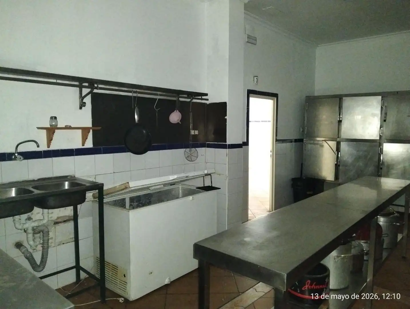 Cocina de Local en venta en La Rinconada