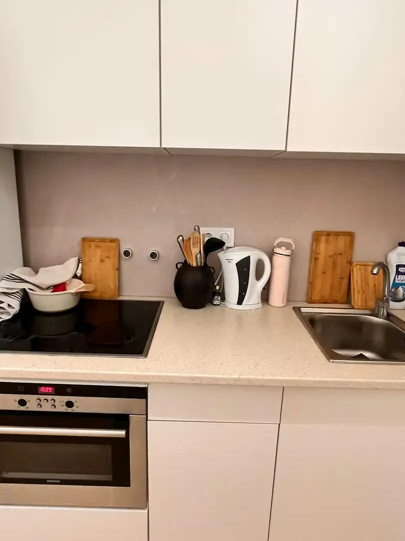 Kitchen of Flat for share in L'Hospitalet de Llobregat  with Heating, Furnished and Washing machine