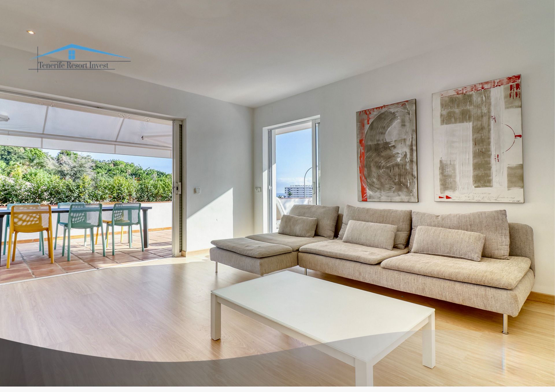 Sala de estar de Casa o chalet en venta en Adeje con Jardín privado, Terraza y Trastero