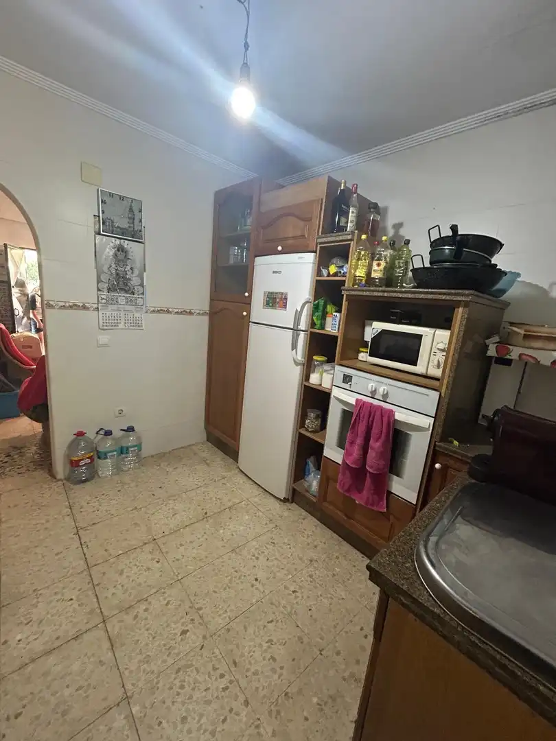 Cuina de Casa o xalet en venda en Utrera