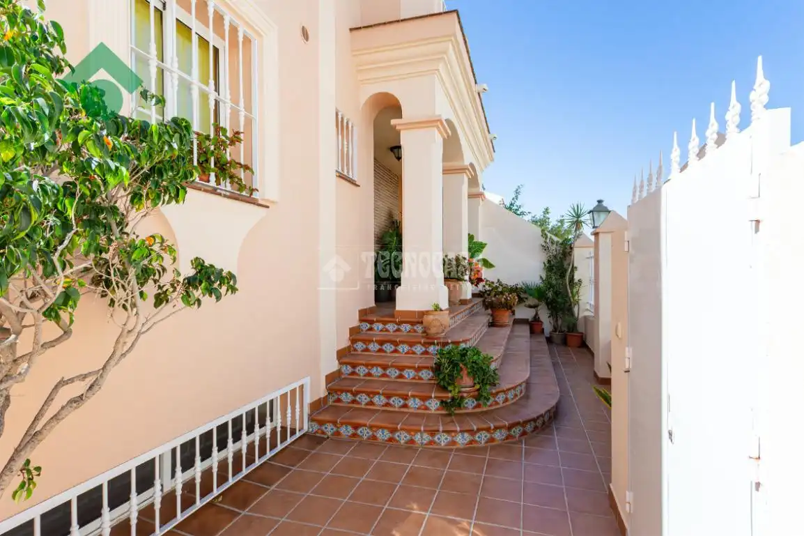 Casa adosada en venda a Almijara