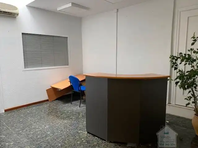 Büro zum Verkauf in Sevilla mit Klimaanlage