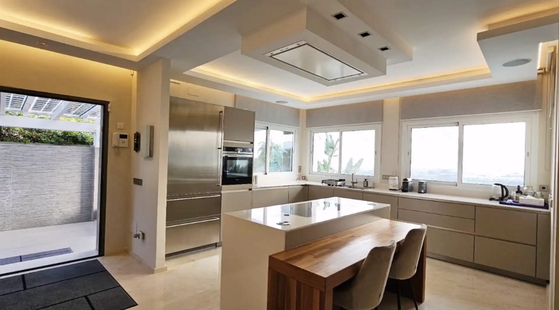 Villa mit Terrasse zum Verkauf in Nueva Andalucía, imagen 9