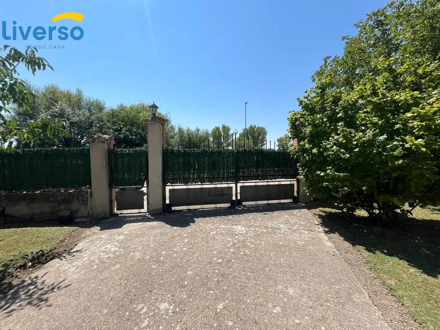 Exterior view of Houses for sale in Los Balbases   with Heating, Private garden and Terrace