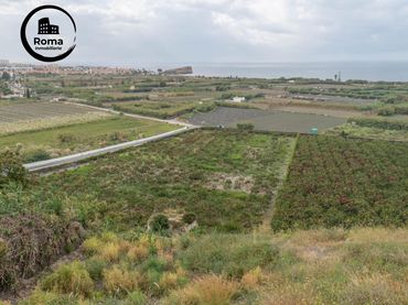 Terreno residencial en venta en CARRETERA MALAGA (CAL) 74