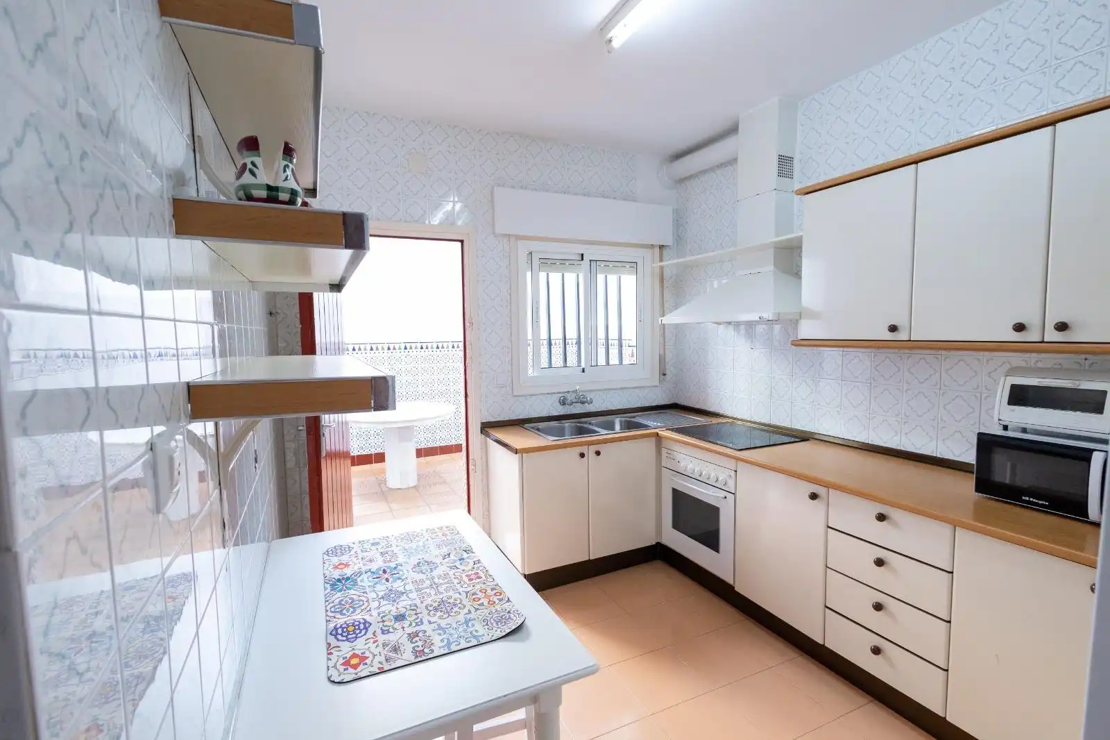 Küche von Haus oder Chalet zum Verkauf in Chipiona mit Terrasse und Möbliert