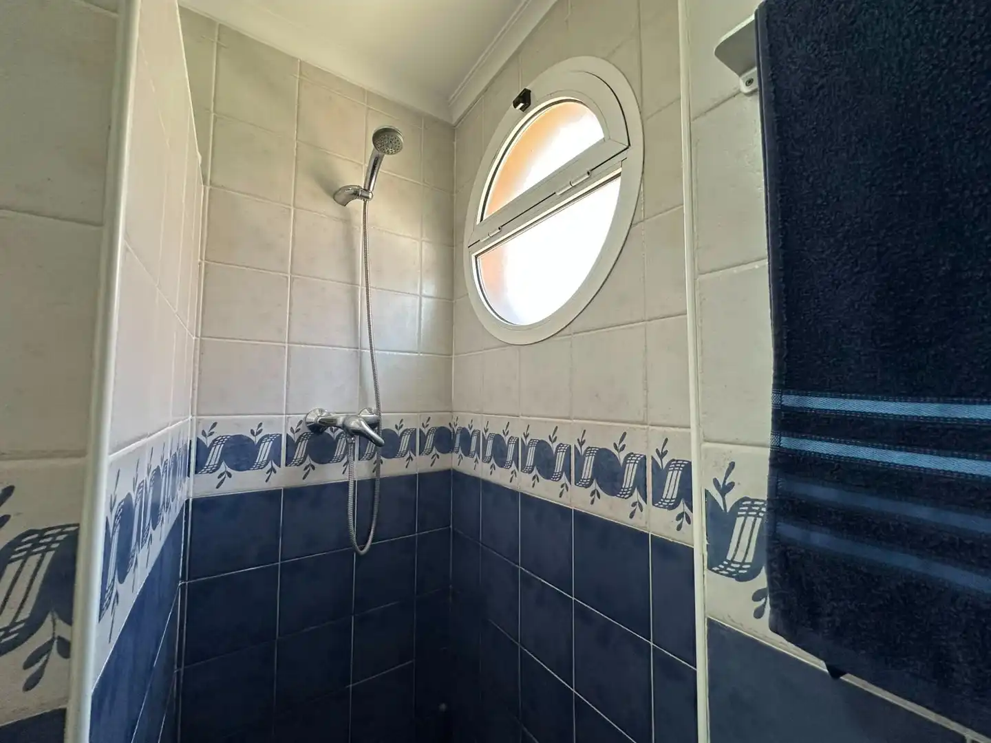 Bany de Casa o xalet en venda en San Fulgencio amb Terrassa, Moblat i Forn
