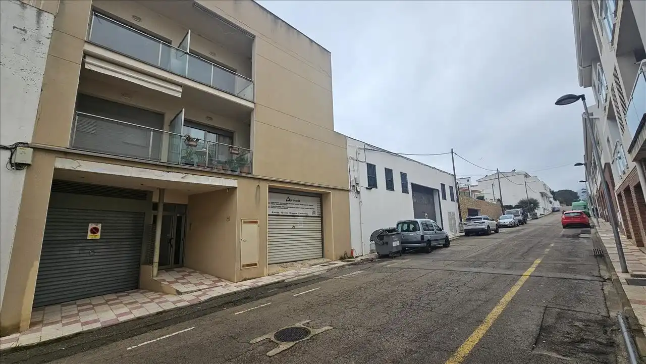 Local comercial en venta en LA FARELLA