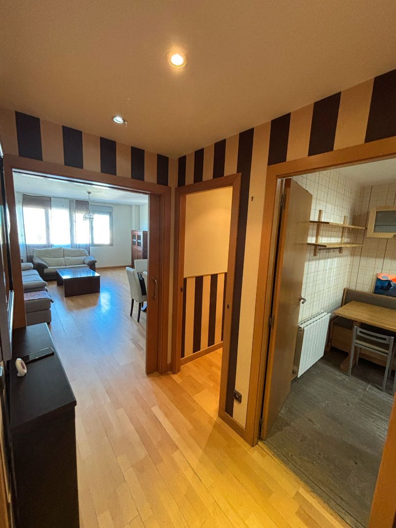 Flat for sale in  Madrid Capital  with Air Conditioner, Heating and Storage room