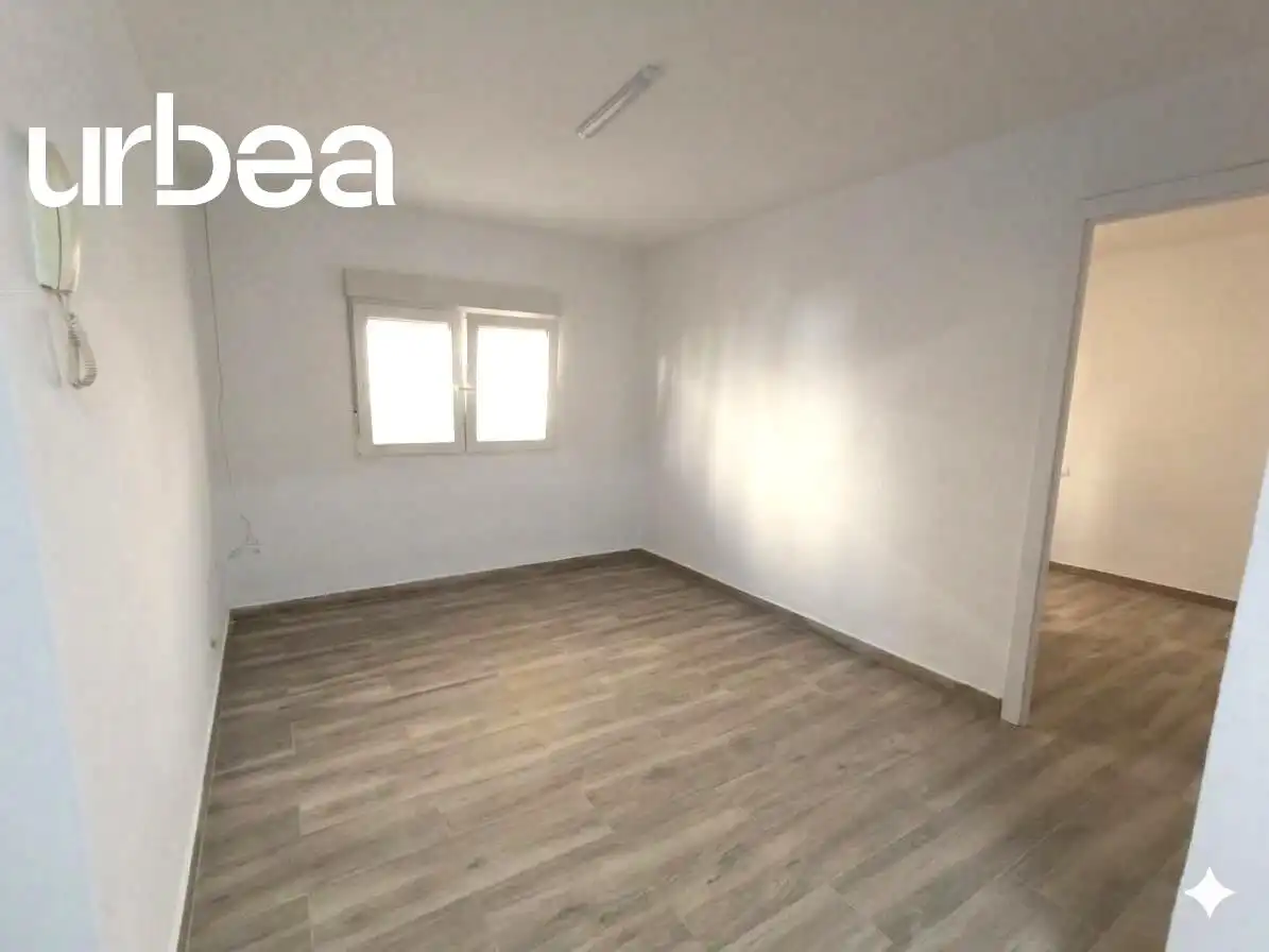Bedroom of Flat for sale in Málaga