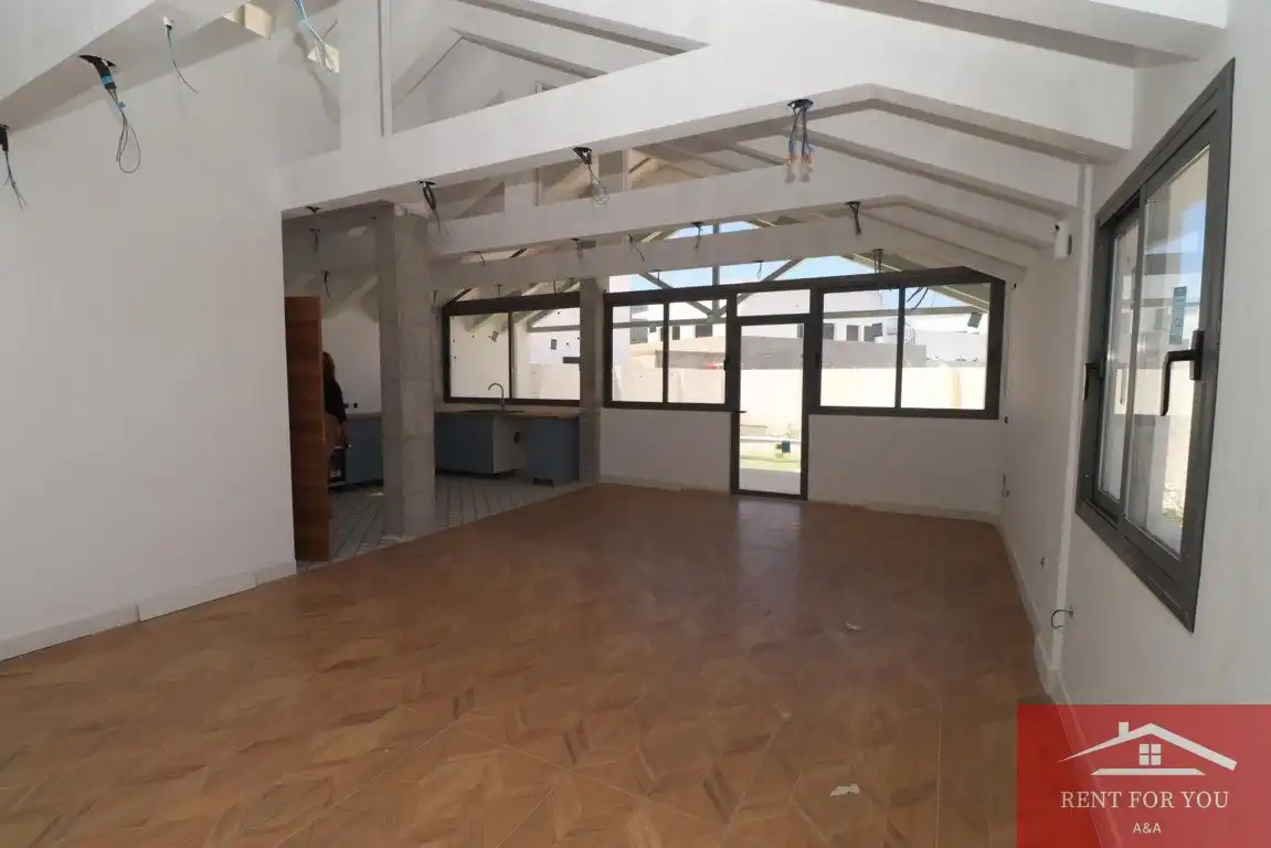 Haus oder Chalet zum Verkauf in Alhaurín de la Torre mit Privatgarten, Terrasse und Schwimmbad