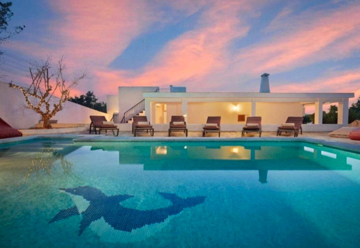 Piscina de Casa o xalet de lloguer en Santa Eulària des Riu amb Aire condicionat, Jardí privat i Piscina