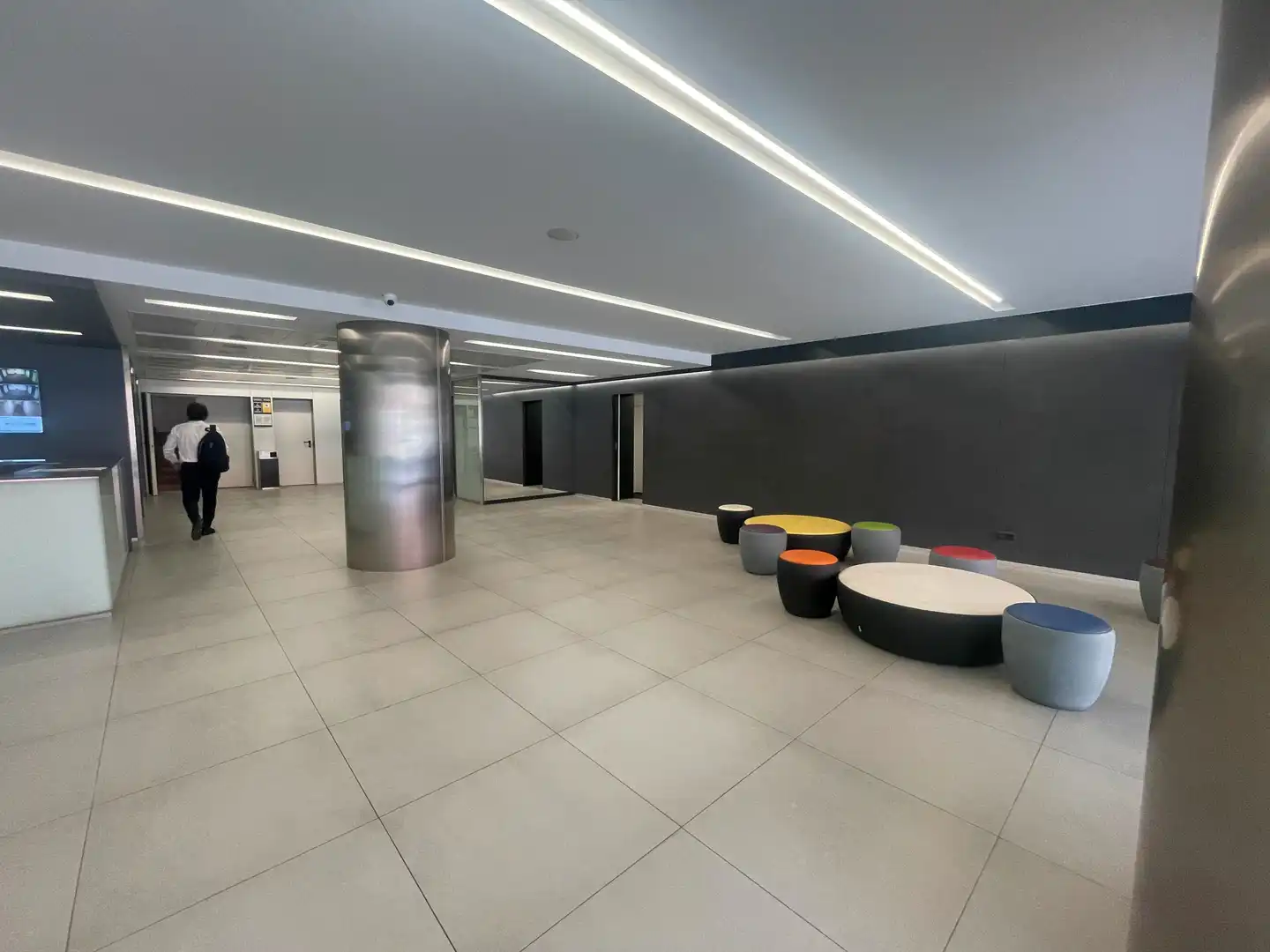 Office for rent in Barcelona  with Air Conditioner
