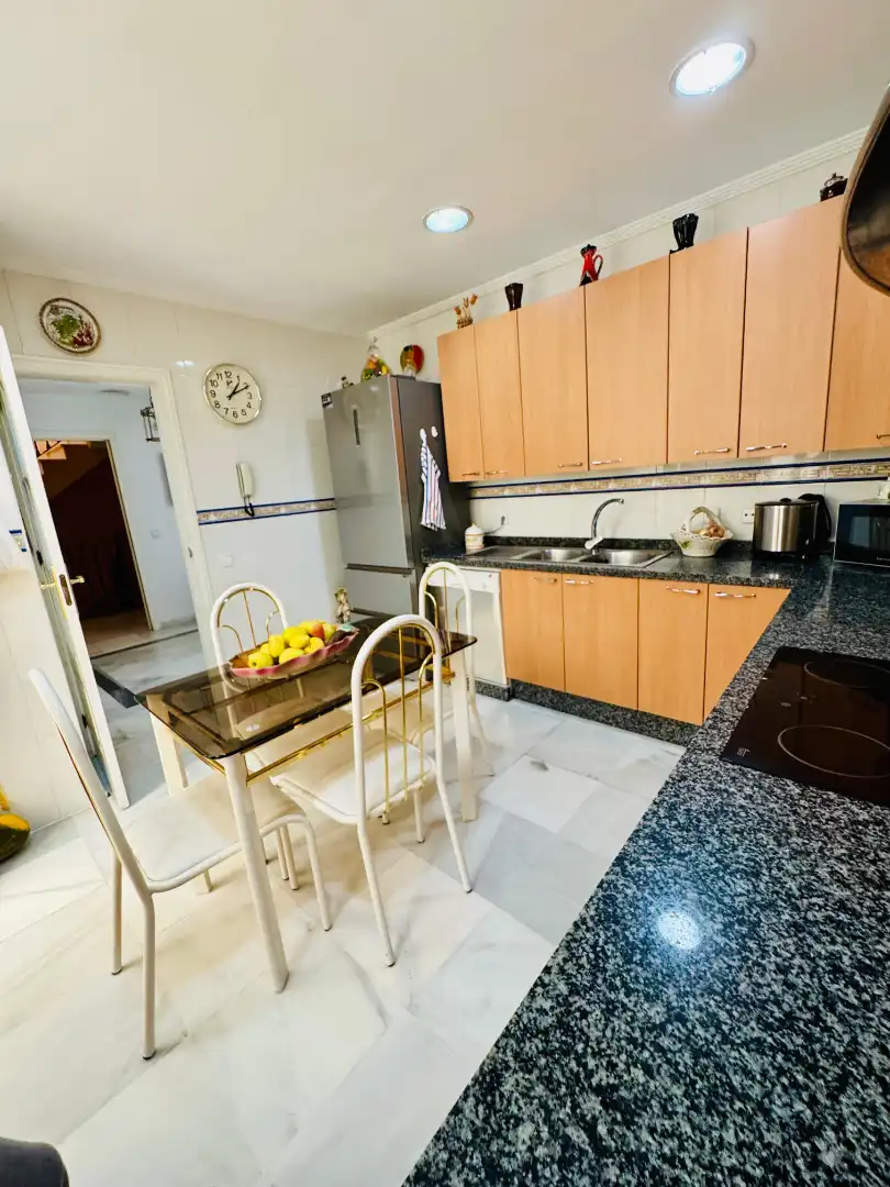 Kitchen of Detached homes for sale in Centro - Barriada Mallorca