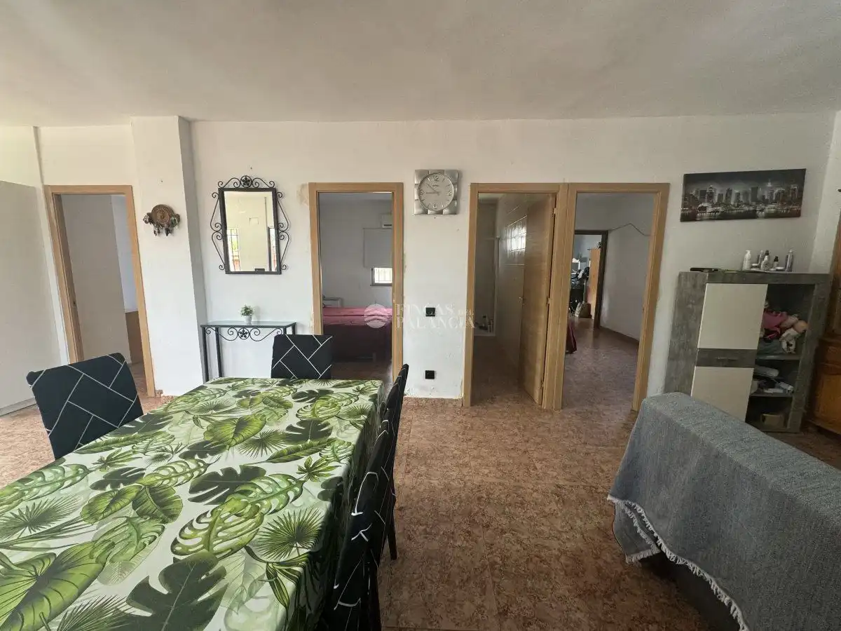Schlafzimmer von Haus oder Chalet zum Verkauf in Estivella mit Klimaanlage, Heizung und Terrasse