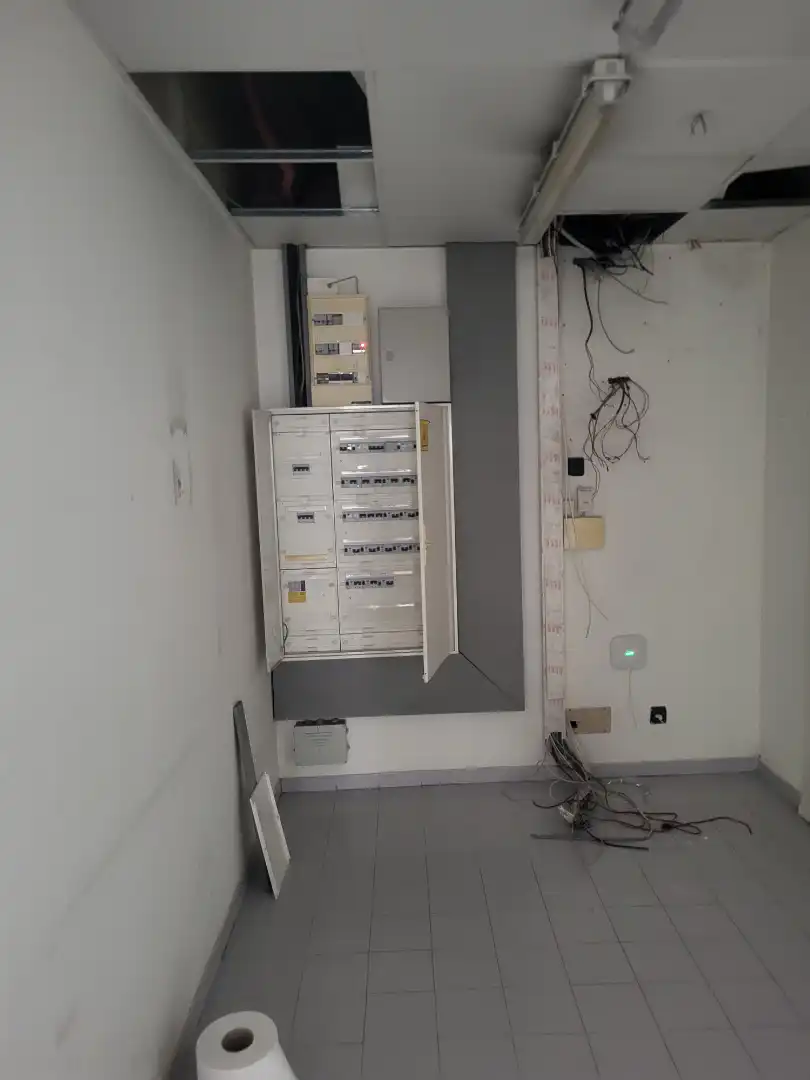 Commercial properties for rent in Reus  with Air Conditioner