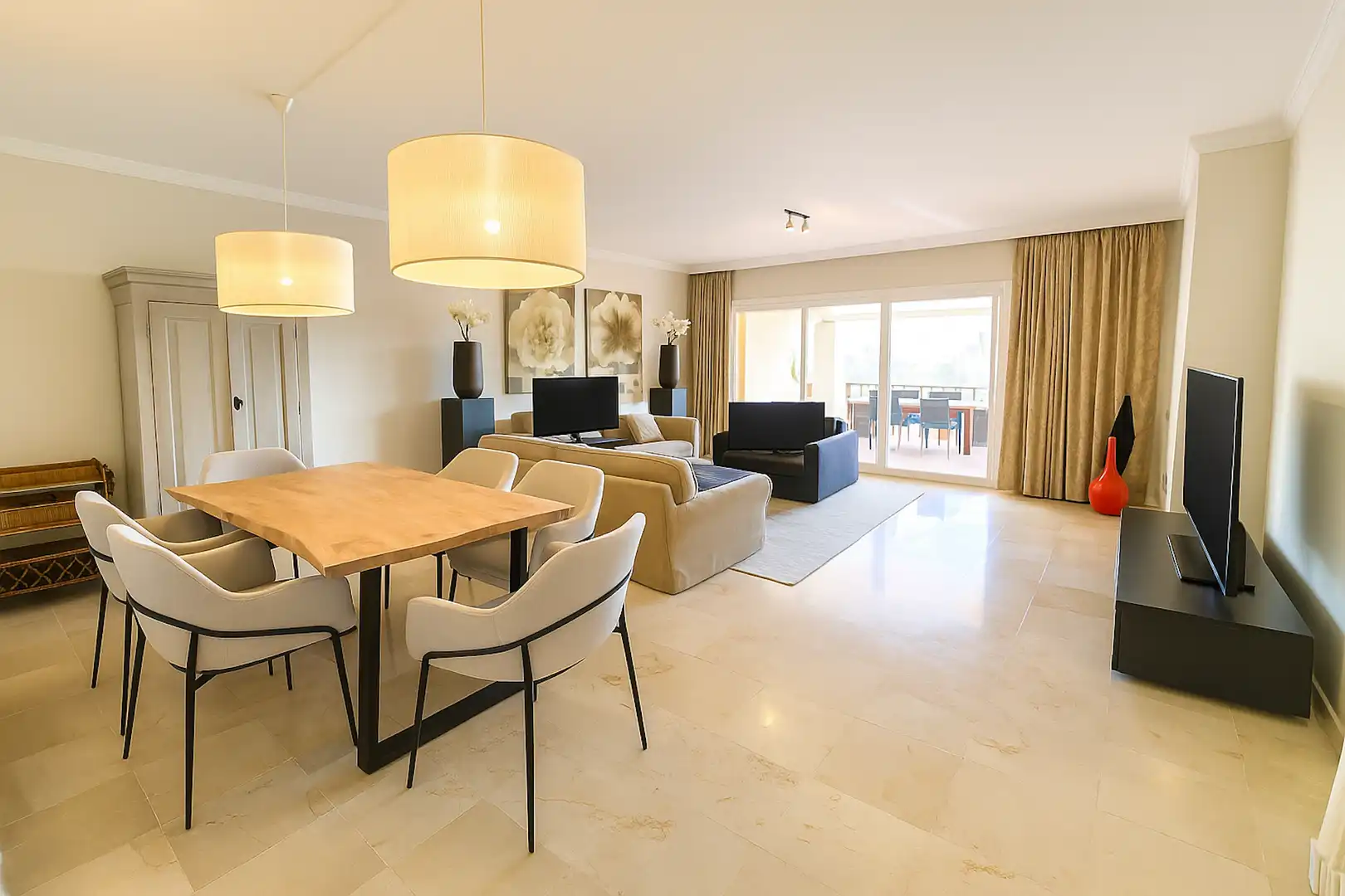 Apartments for rent in Benatalaya