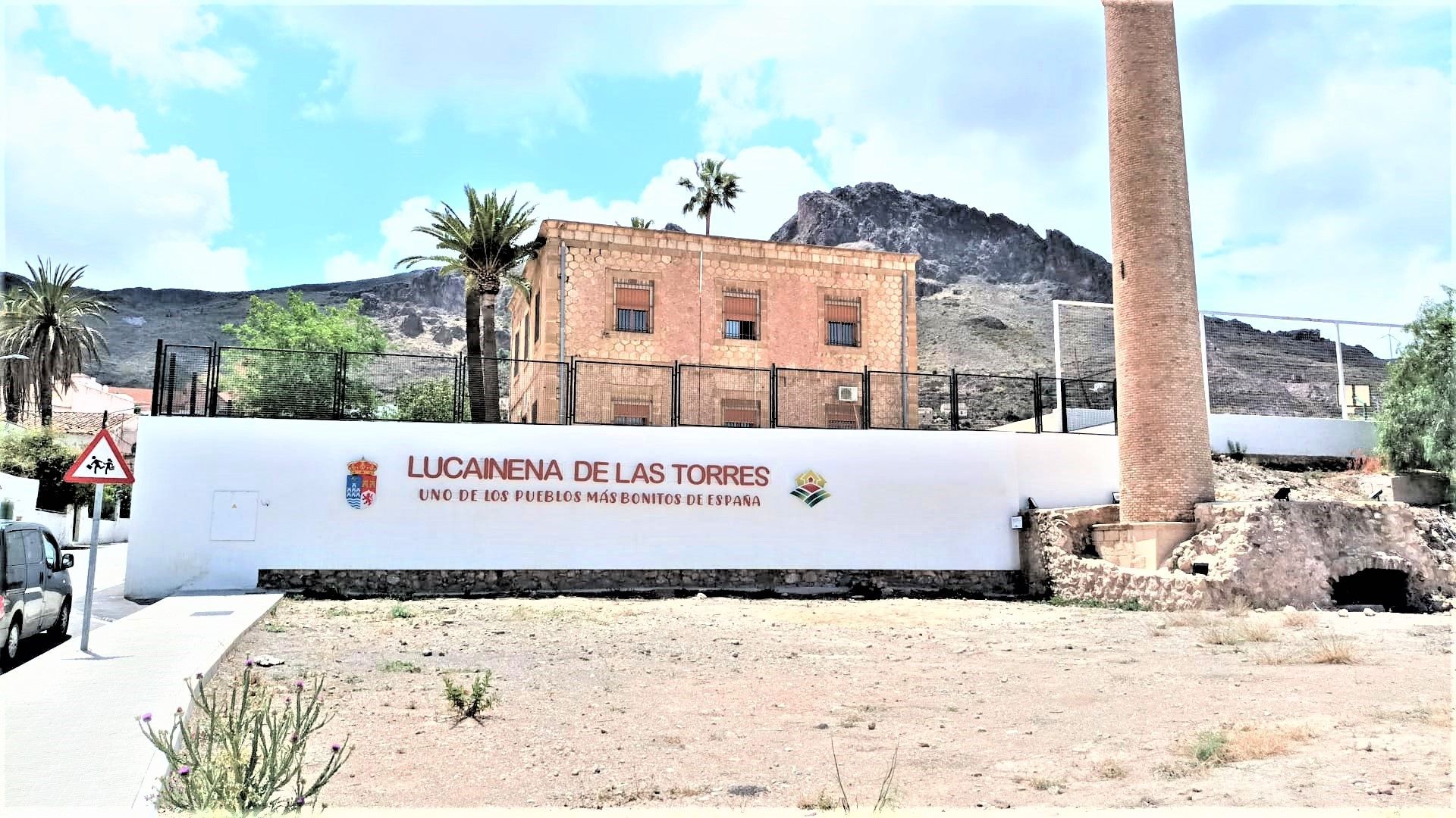 Exterior view of House or chalet for sale in Lucainena de las Torres