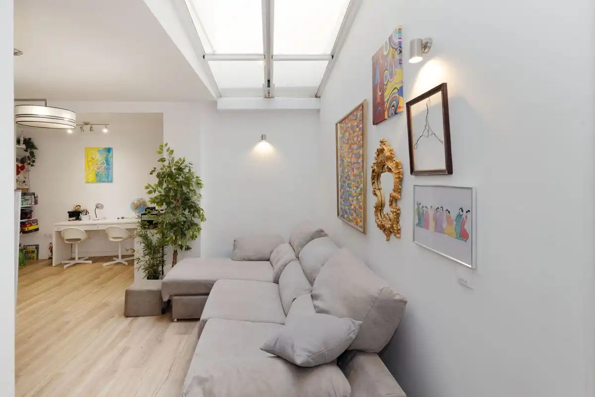 Sala d'estar de Casa adosada en venda en Sevilla amb Aire condicionat, Calefacció i Terrassa