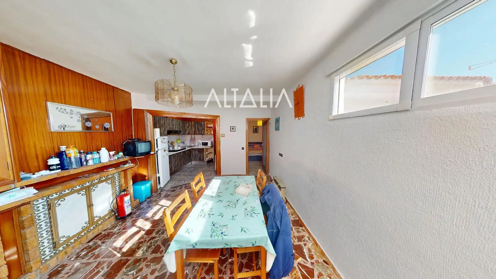 Garden of Houses for sale in Pinarejo  with Air Conditioner, Heating and Furnished