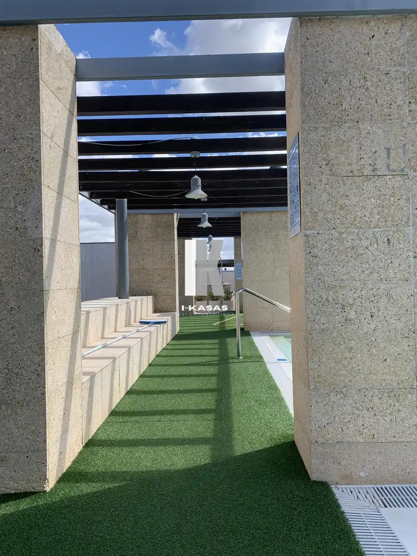 Exterior view of Flat for sale in El Puerto de Santa María  with Air Conditioner, Terrace and Storage room