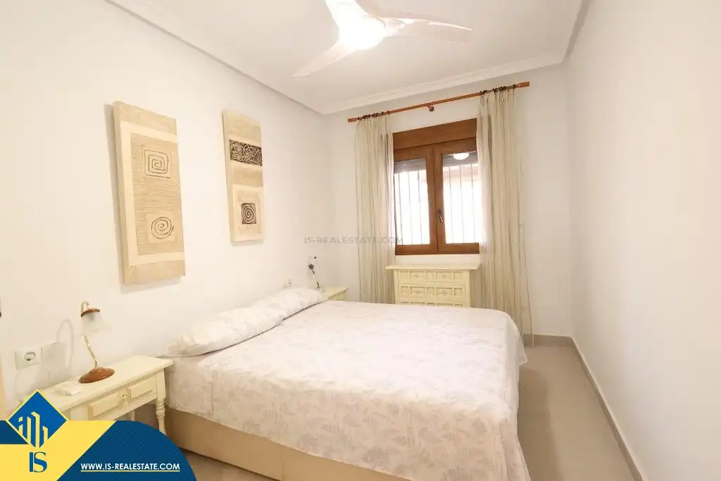 Dormitori de Casa o xalet de lloguer en Orihuela amb Terrassa, Piscina i Moblat