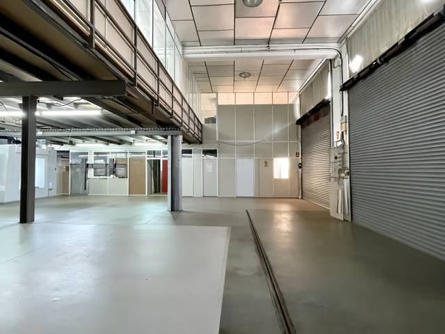 Nave industrial en Alquiler en Nucli Urbà