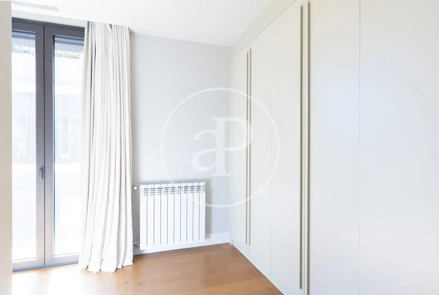 Habitación de Piso de alquiler en Barcelona con Aire acondicionado, Calefacción y Jardín privado