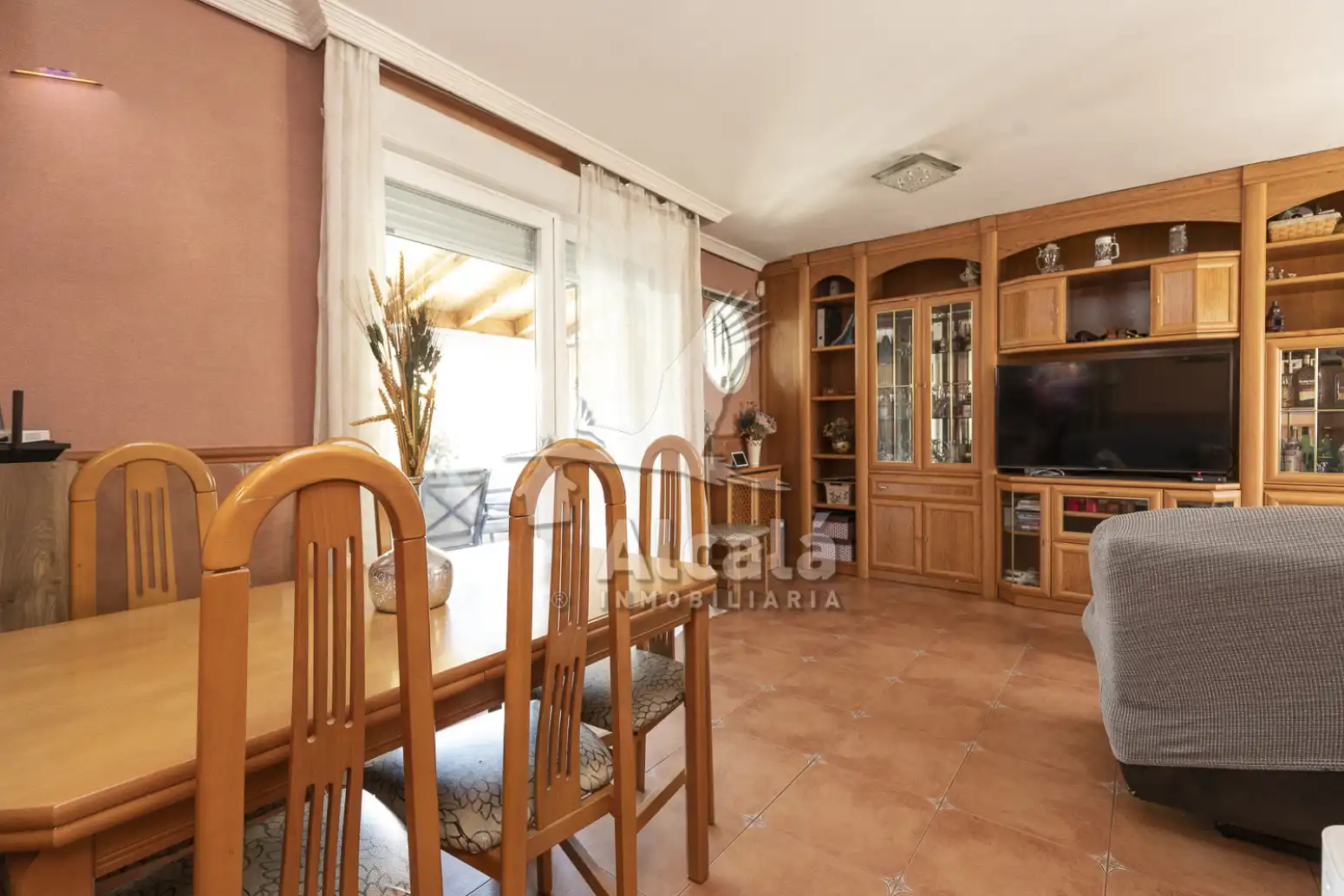 Habitación de Casa adosada en venta en Azuqueca de Henares con Aire acondicionado, Calefacción y Piscina