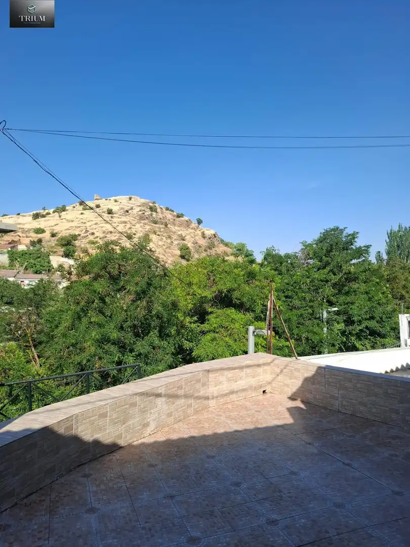 Einfamilien-Reihenhaus zum Verkauf in Pinos Puente mit Klimaanlage