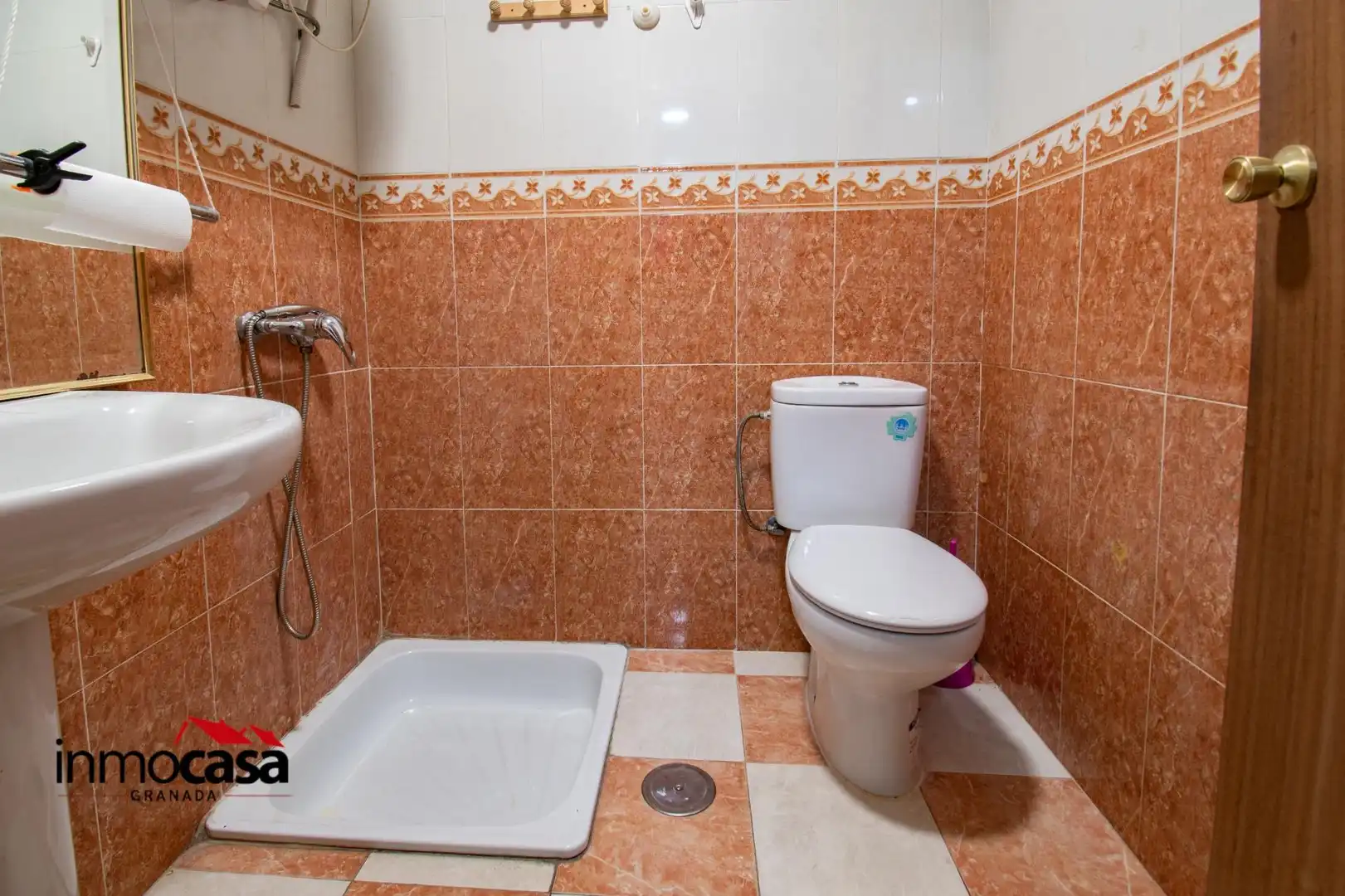Bathroom of Industrial buildings for sale in Ogíjares