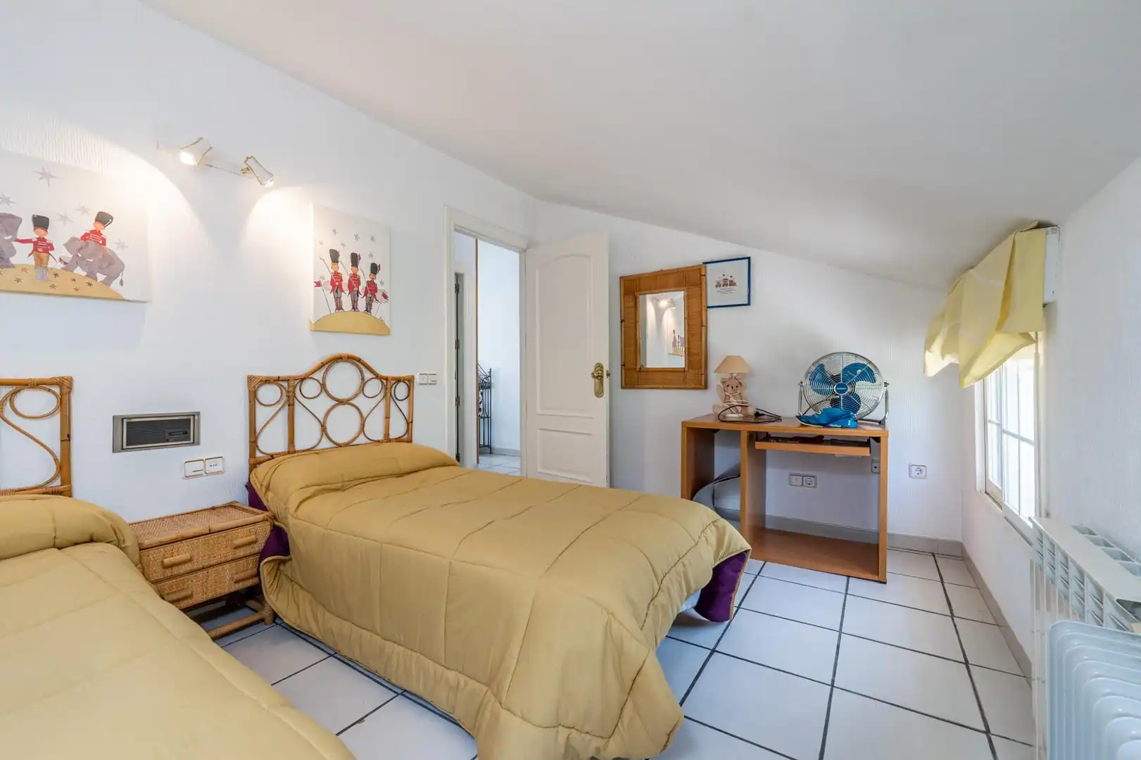 Habitación de Casa o chalet en venta en Valdepeñas de Jaén con Aire acondicionado, Calefacción y Jardín privado