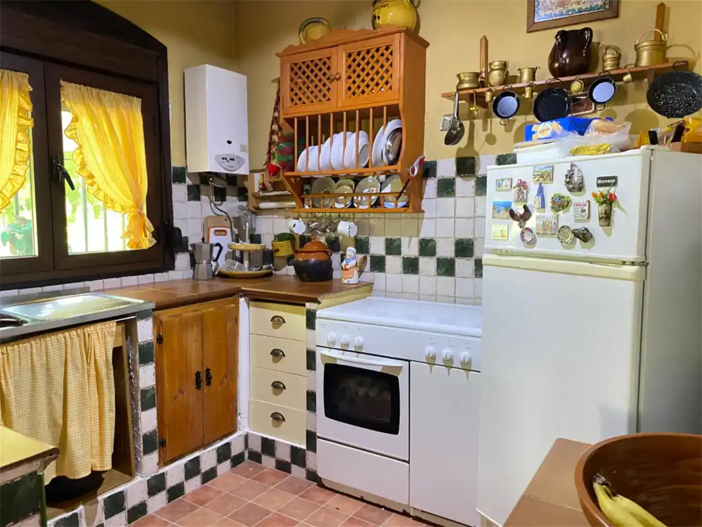 Cuina de Finca rústica en venda en Iznatoraf amb Jardí privat, Parquet i Piscina