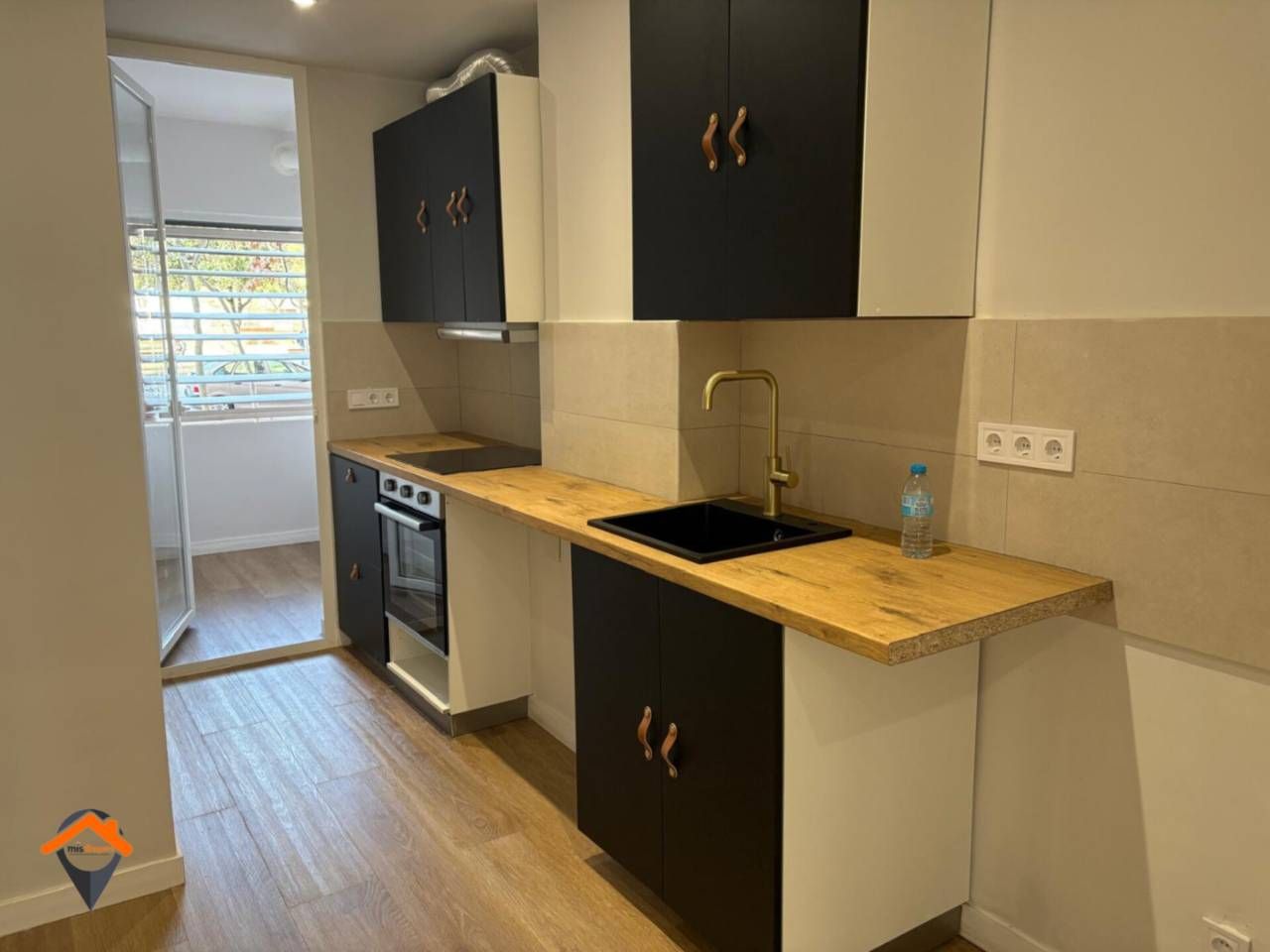 Kitchen of Flat for sale in Sabadell  with Heating, Parquet flooring and Balcony