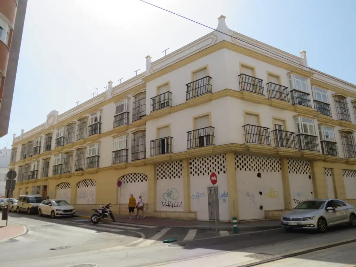 Local comercial en venta en La Banda - Campo de Fútbol