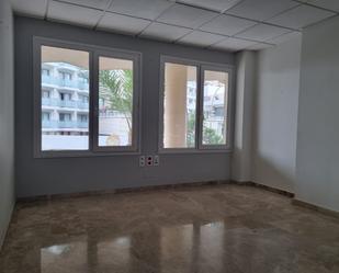 Office to rent in Torremolinos  with Air Conditioner