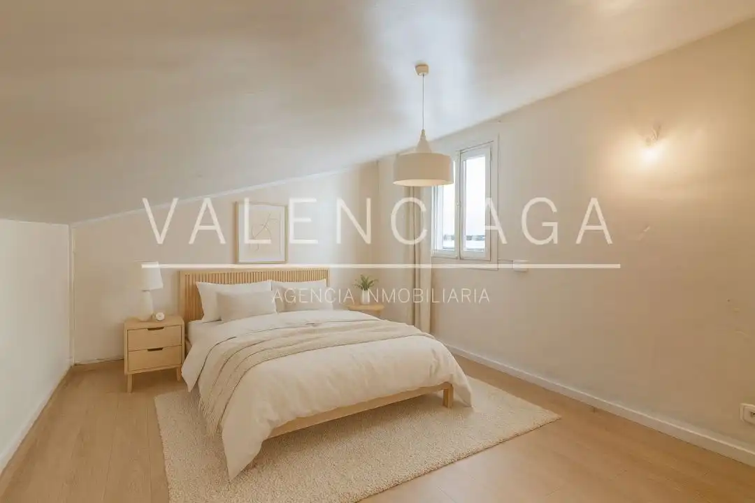 Habitación de Piso en venta en Donostia - San Sebastián  con Calefacción