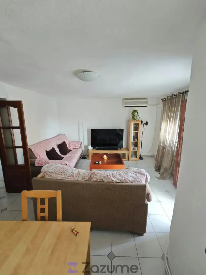 Living room of Flat for rent in Torrejón de Ardoz  with Air Conditioner, Heating and Parquet flooring