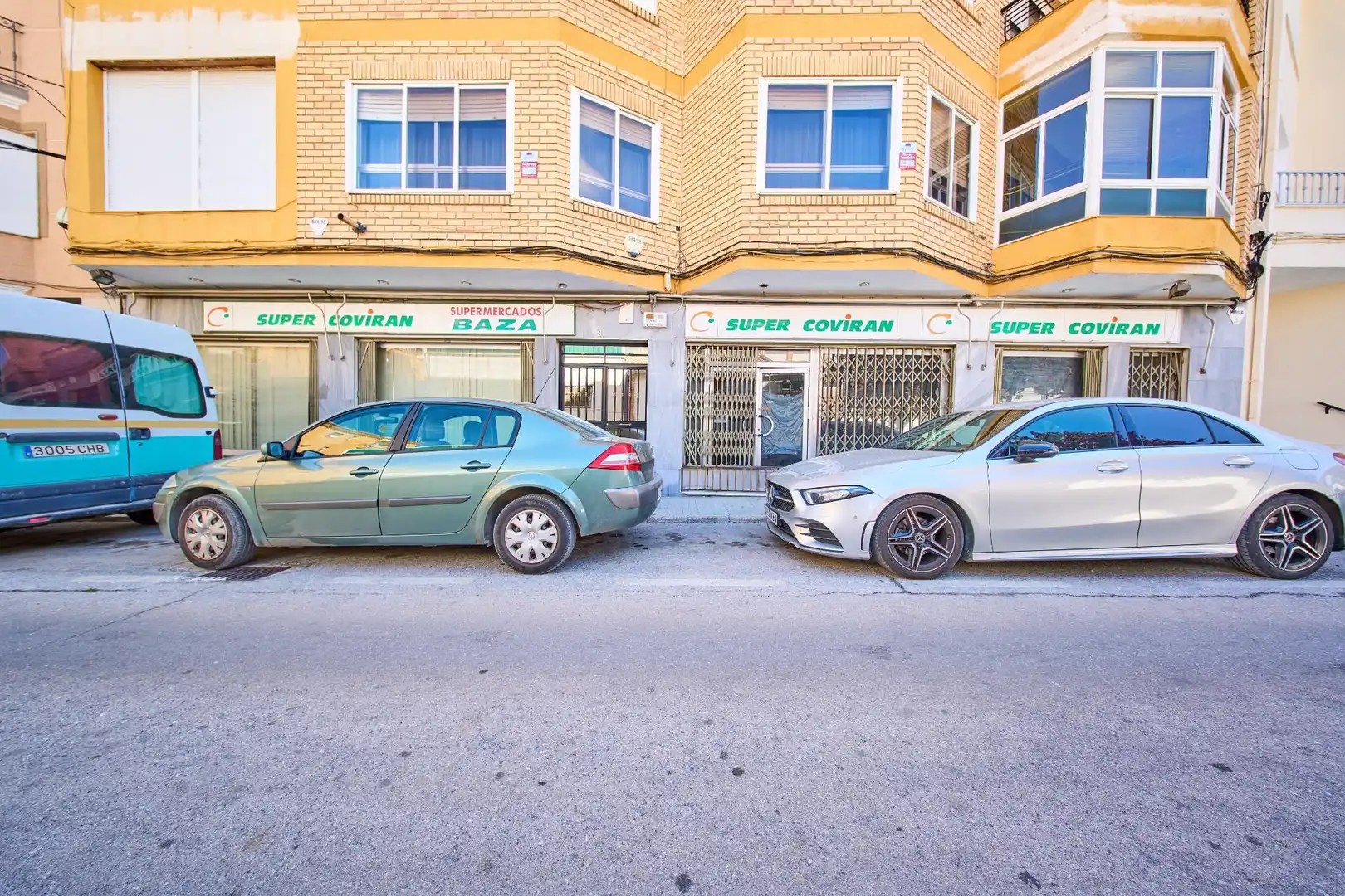 Local comercial en venda a Avenida ING. GUTIERREZ SEGURA, imagen 3
