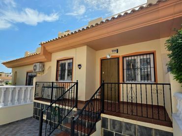 Casa en venda a Orihuela Costa