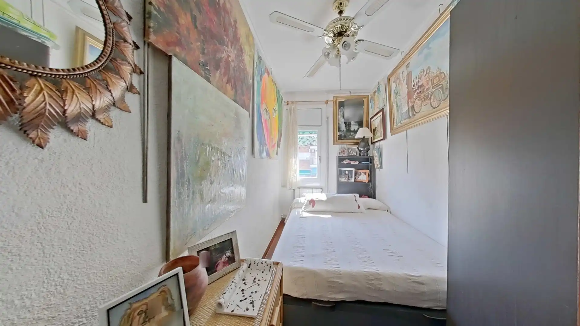 Habitación de Ático en venta en Barcelona con Aire acondicionado y Amueblado