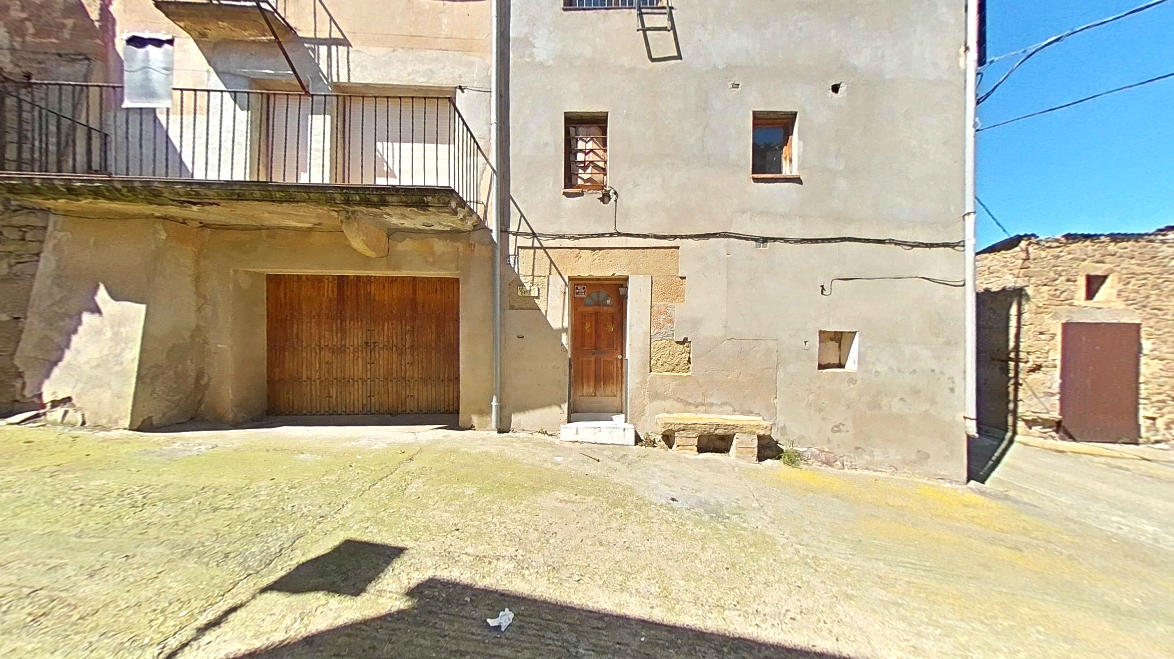 Vista exterior de Casa adosada en venda en Els Plans de Sió amb Traster