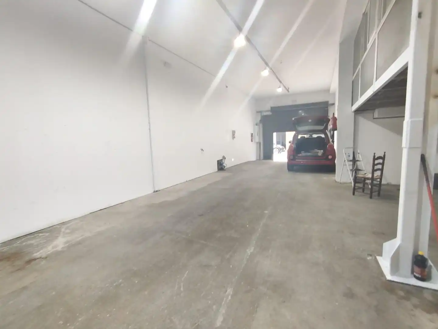 Local comercial en venta en Abat Oliba