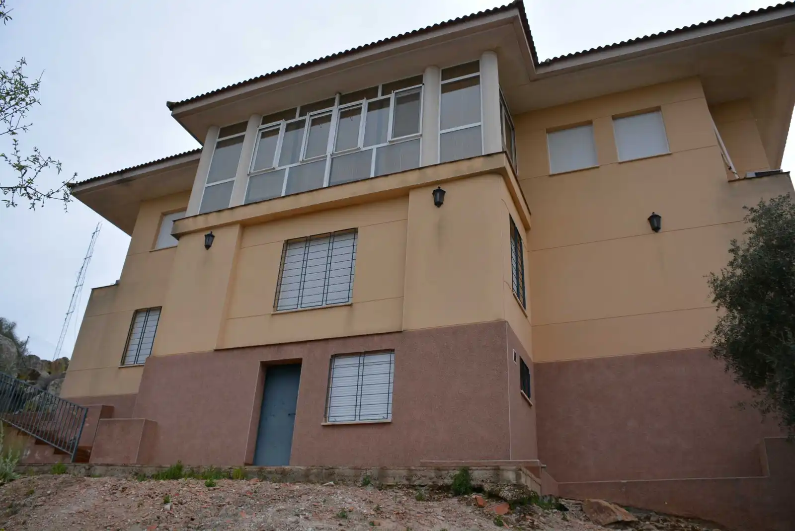 Vista exterior de Casa o xalet en venda en Medellín amb Aire condicionat, Calefacció i Jardí privat