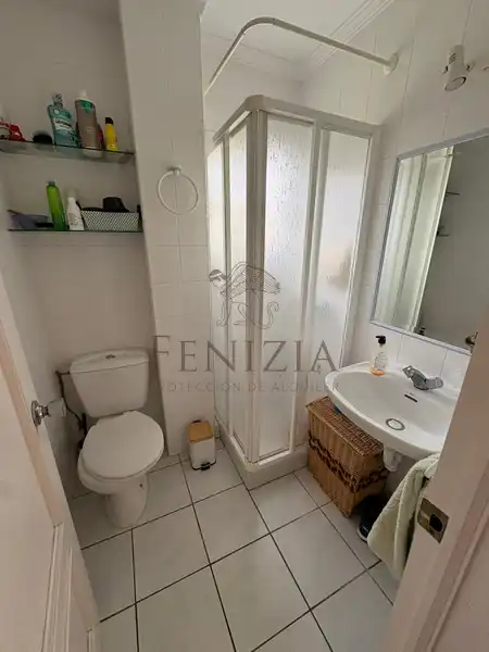 Bathroom of Houses for rent in El Puerto de Santa María  with Air Conditioner, Private garden and Storage room